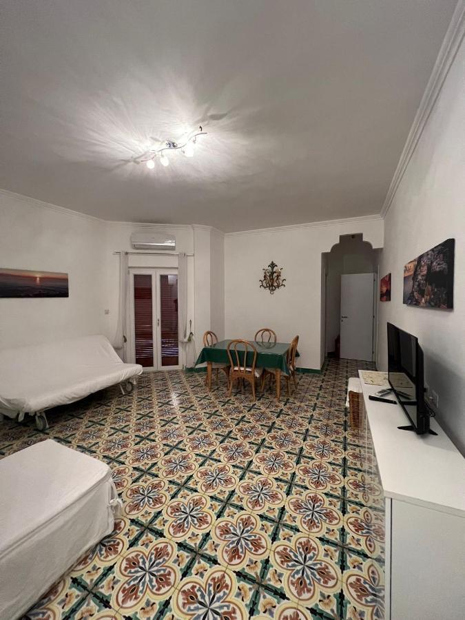 E Flat Park And Pool Sorrente